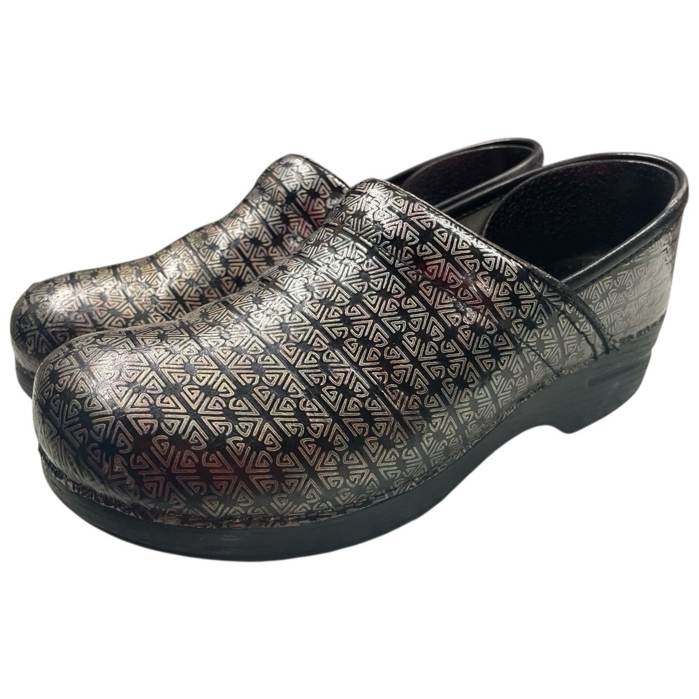 Dansko Metallic Silver Embossed Professional Clogs Womens EU 39/ US 8-8.5 - Picture 2 of 9